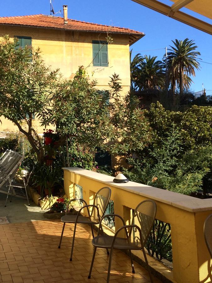 Hotel Azzurro Варацце Экстерьер фото